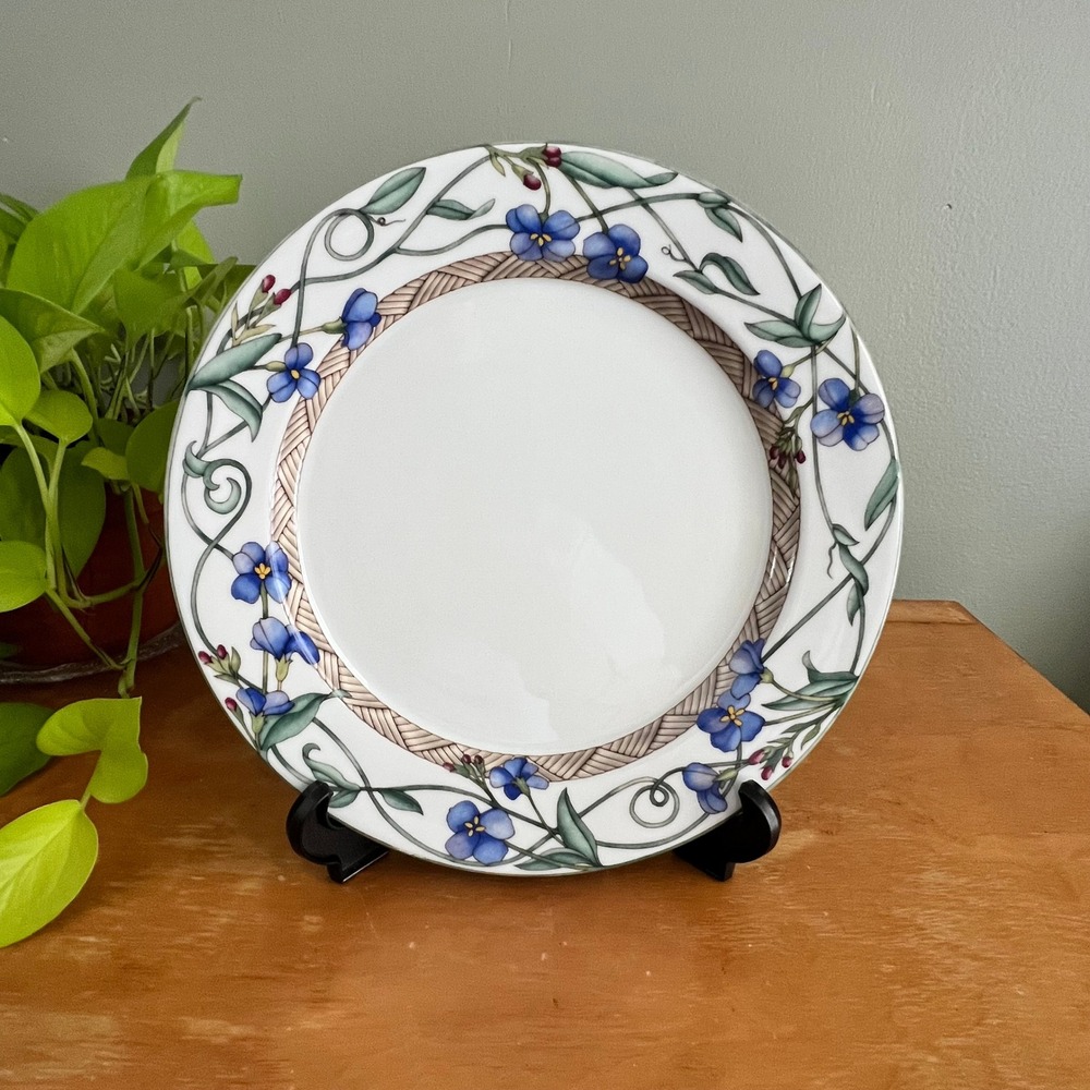Dansk Umbrian Flowers Dinner Plate 11 Inch Blue Floral Basketweave Portugal